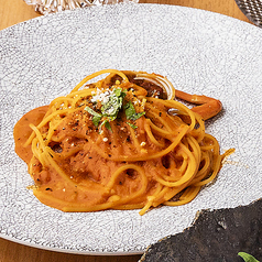 セコガニのトマトクリームパスタ