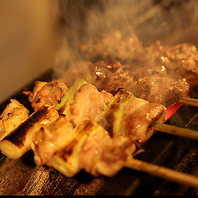 毎朝仕入れる新鮮鶏肉を紀州備長炭で！