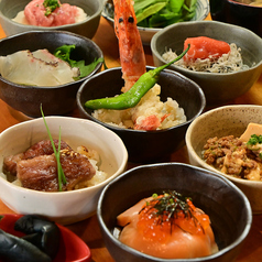 彩り豊かで少しずつ楽しめる贅沢な一膳