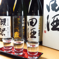日本酒の飲み比べ3種類で900円（税別）～