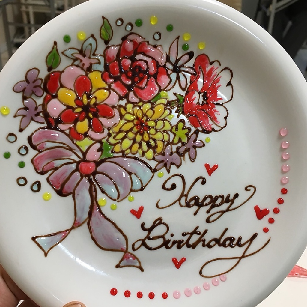 誕生日、記念日には主役の方へサプライズ！オアシスバーで最高の思い出作りをどうぞ！
