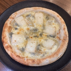 クワトロフォルマッジのハニーピザ