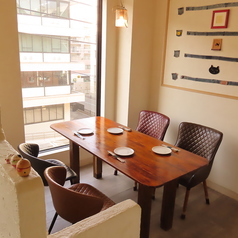 しあわせDining こもたも 天神大名の雰囲気3