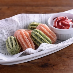 ストロベリー＆抹茶のミニチュロス