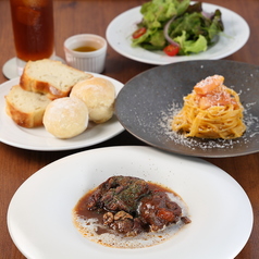 【自家製パン食べ放題付き】ランチセットが登場