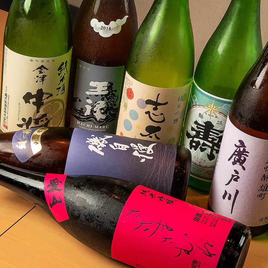 全国各地の銘酒が勢揃い。しぞーかおでんとのマリアージュを心ゆくまで楽しめます。