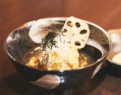 渡や名物「蓮根まんじゅう」口コミ人気ナンバーワン！の写真