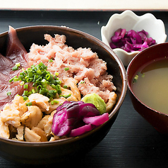 今日の海鮮丼