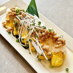 出汁巻き玉子納豆おろし乗せ