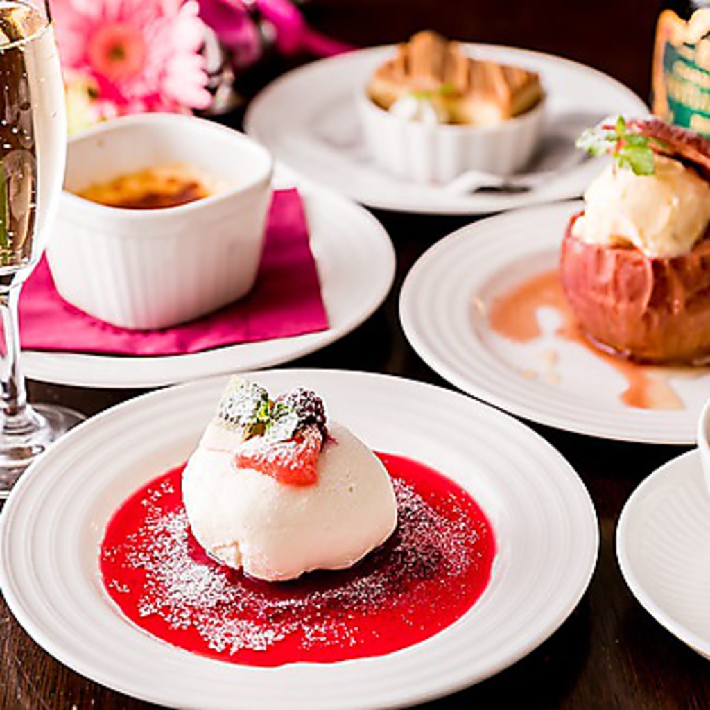 女性に大人気♪SNS映えのオリジナルスイーツも数種類ご用意♪