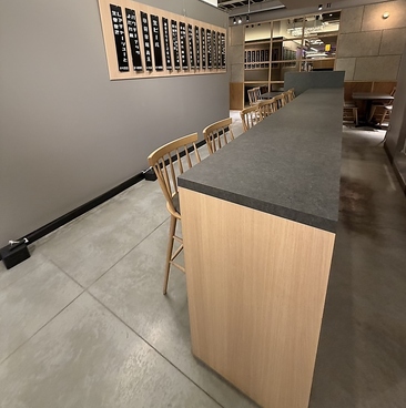 栄酒場カンパイの雰囲気1