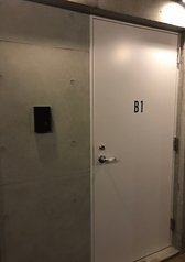 EBISU燻製 APARTMENT CAVEの外観2