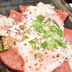厚切りハムエッグ