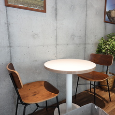 【テーブル席:2名様×2卓】