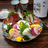 伊勢湾から直送される朝獲れ鮮魚をご提供。