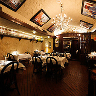 温もり感じる空間でお食事を！貸切もご利用可能です◎