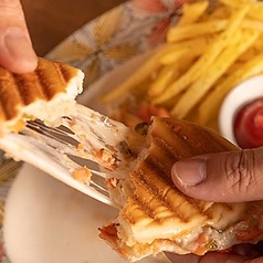 香り・味にこだわった自家製素材のパニーニ！の写真