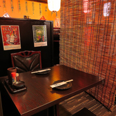 完全個室のお部屋は隔離されたお部屋で扉が閉まりますので密室でのご利用が可能となります。新宿/個室/居酒屋/焼き鳥/海鮮/海鮮/飲み放題/もつ鍋/完全個室/焼鳥/新宿駅/新宿東口