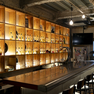 創作バル Lemon 神戸三宮の雰囲気1