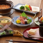 国分寺の完全個室居酒屋【恵比寿屋HANARE】会社宴会・接待・デート等様々なシーンでご利用下さい。