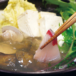 宴会にはやっぱり「鍋」！刺身でも食べられる鰤を、しゃぶしゃぶでお召し上がりください！