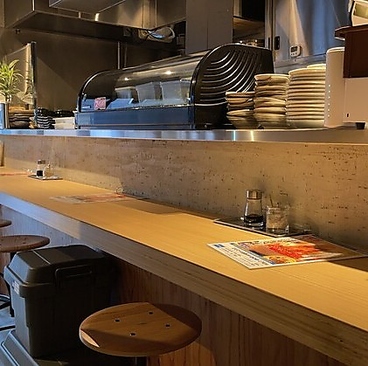 サカナファクトリー 柳橋中央市場店の雰囲気1