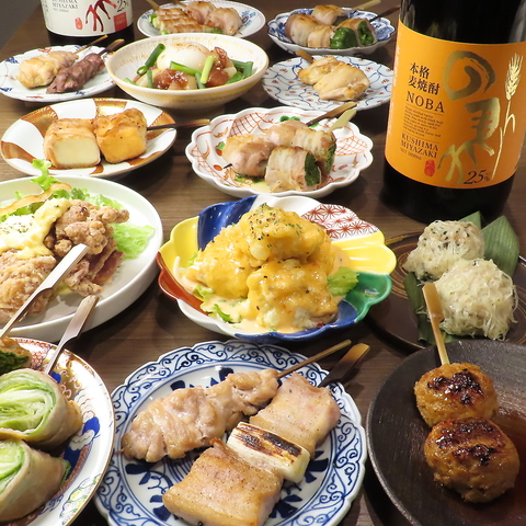 人宿町の隠れ家。落ち着く店内で、20種以上の野菜巻き串と厳選した旬の日本酒を堪能♪