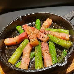 アスパラベーコン鉄板