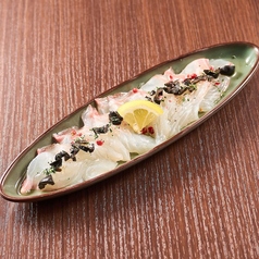 鮮魚とオリーブのカルパッチョ