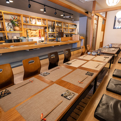 貸切ご利用は20名～最大30名様までご利用頂けます。掘りごたつテーブル席は大人数でもゆったりと座ることができ、横一列で一体感もありご好評をいただいております。