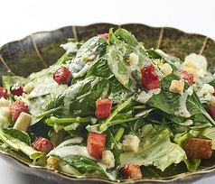 ホウレン草とベーコンのサラダ