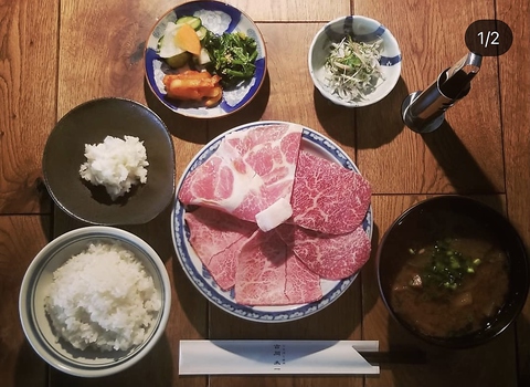 日本酒と焼肉 吉岡太一 立川北口店 焼肉 ホルモン のランチ ホットペッパーグルメ