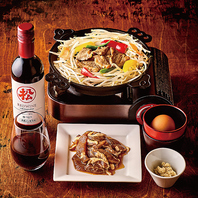 オリジナルワインがセットになってメニュー