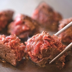 夜のハンバーグ 赤or白