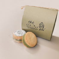 お土産やプレゼントに最適なバターサンドあります！