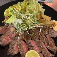 鶏料理やお刺身から一品まで「本日のおすすめ」が充実！