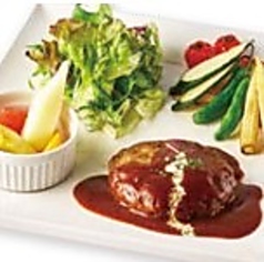 牛100%のハンバーグ(パン(バケット)orライス付)