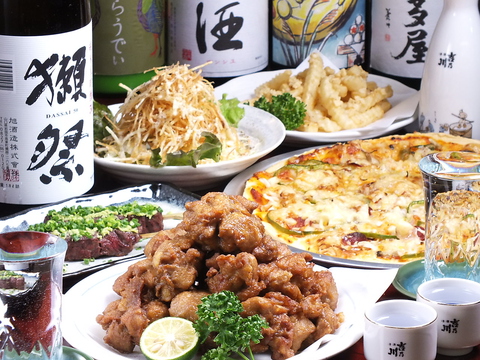 日本酒はご主人おすすめのものばかり。JAZZが流れる店内は居心地の良い空間。