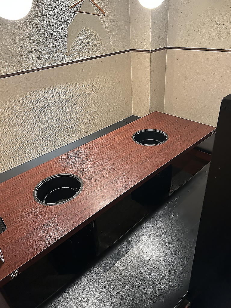 6名様～15名様のお座敷席がございます