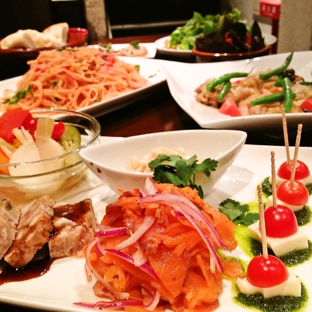 思わず写真に撮ってしまいそうな映える料理たくさん！オシャレな気分になりたい女子会にもおススメ◎