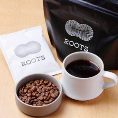 焙煎と配合にこだわる香り高いブレンド珈琲