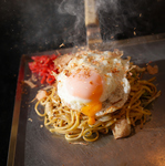 コシのある中太麺にネギの風味と塩ダレの絡みつくあっさりかつ旨味たっぷりの逸品