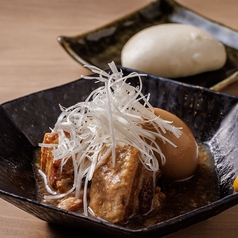 霜降りハーブ豚使用　自家製角煮