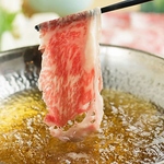 贅沢な黒毛和牛のしゃぶしゃぶ・すき焼きが、なんと120分間食べ放題＆飲み放題で楽しめるプラン