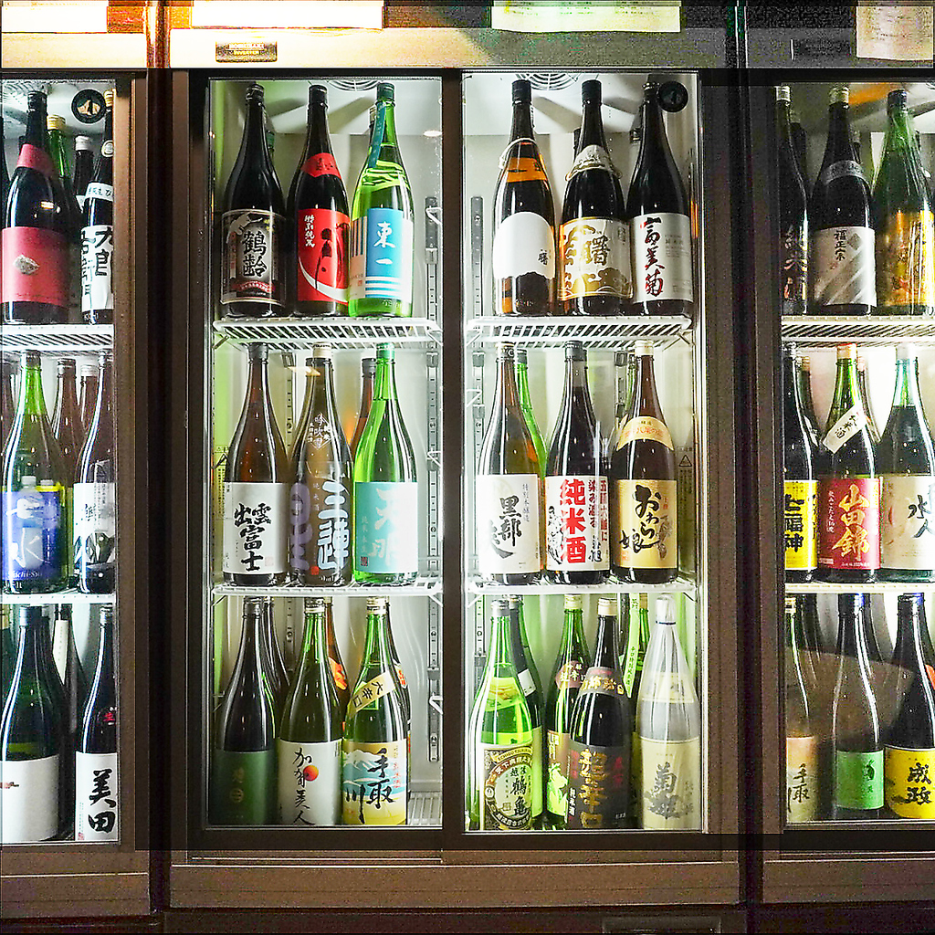 【日本酒充実◎】全国より厳選した日本酒が勢揃い！飲み放題でもお楽しみいただけます♪