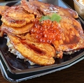 料理メニュー写真&nbsp;【逸品】ぶた丼の頭（いくらあり）