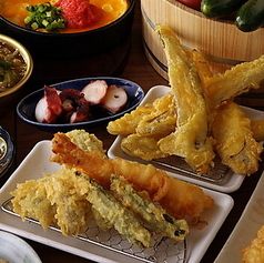 【お酒が進む】うどん出汁のもつ煮込み・変わり種天ぷら