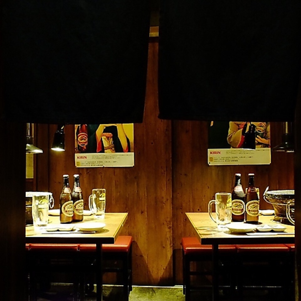 どこか懐かしさを感じる雰囲気も魅力。肩肘張らずに親しいお仲間と焼肉宴会はいかがでしょうか？