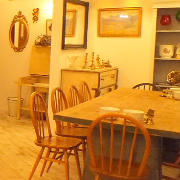 創作ビストロ じじばば木馬亭の雰囲気1