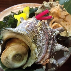 【活魚貝】サザエの壺焼き/ハマグリ焼き 各